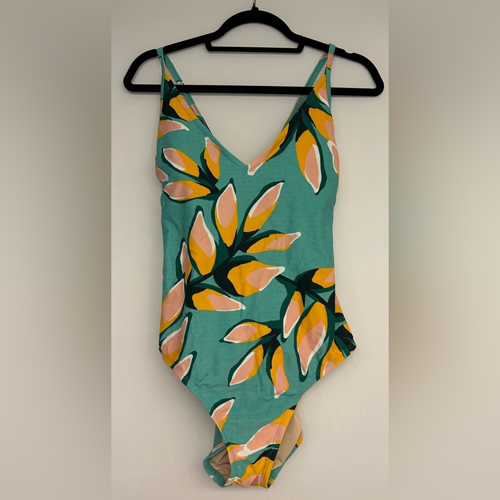NWT Target, One-piece Swimsuit, Kona Sol brand, Size L
